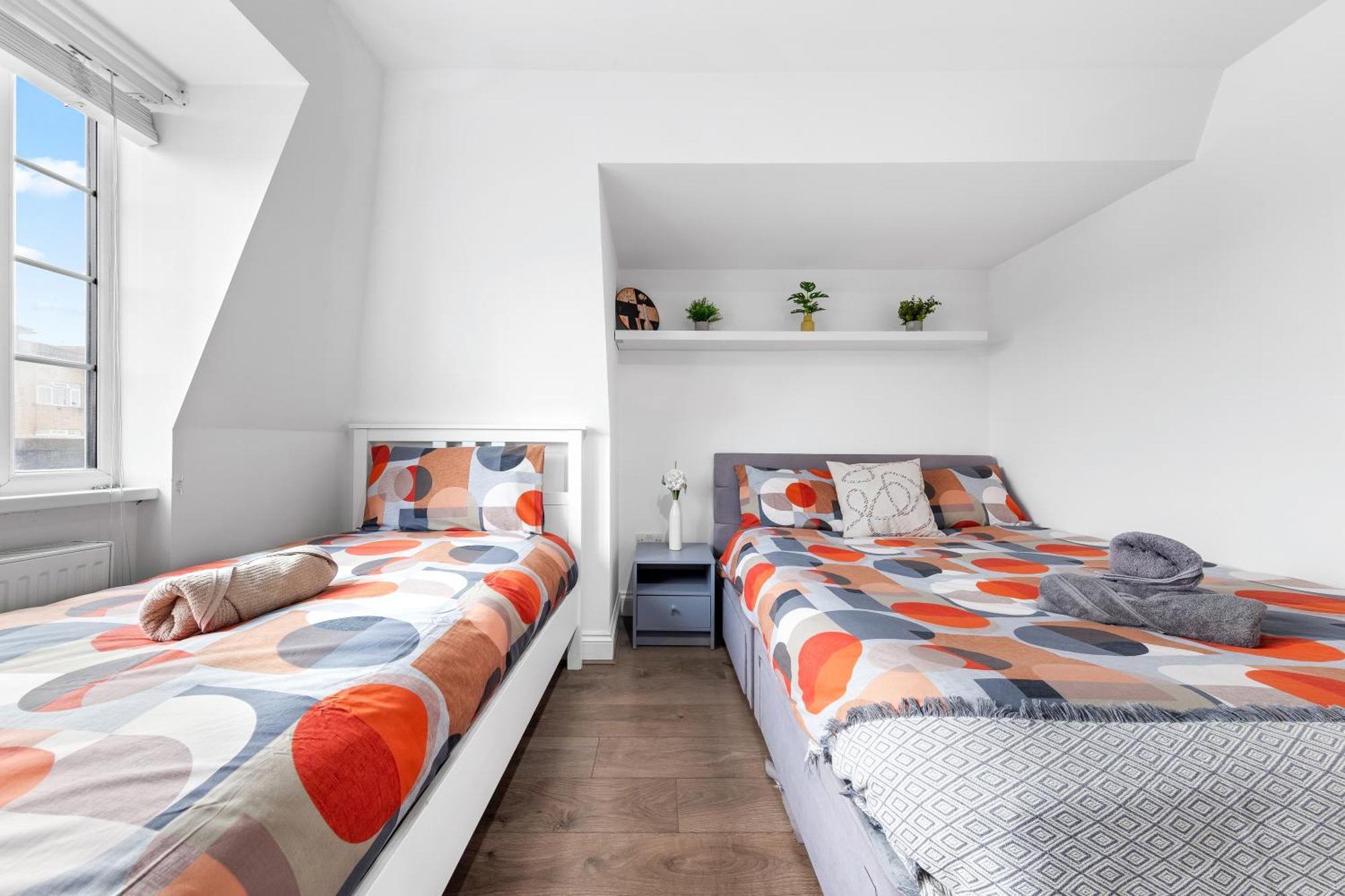 Central London Two Bedroom Serviced Apartment - Nine Elms Luxury Stay - Vauxhall & Westminster ภายนอก รูปภาพ