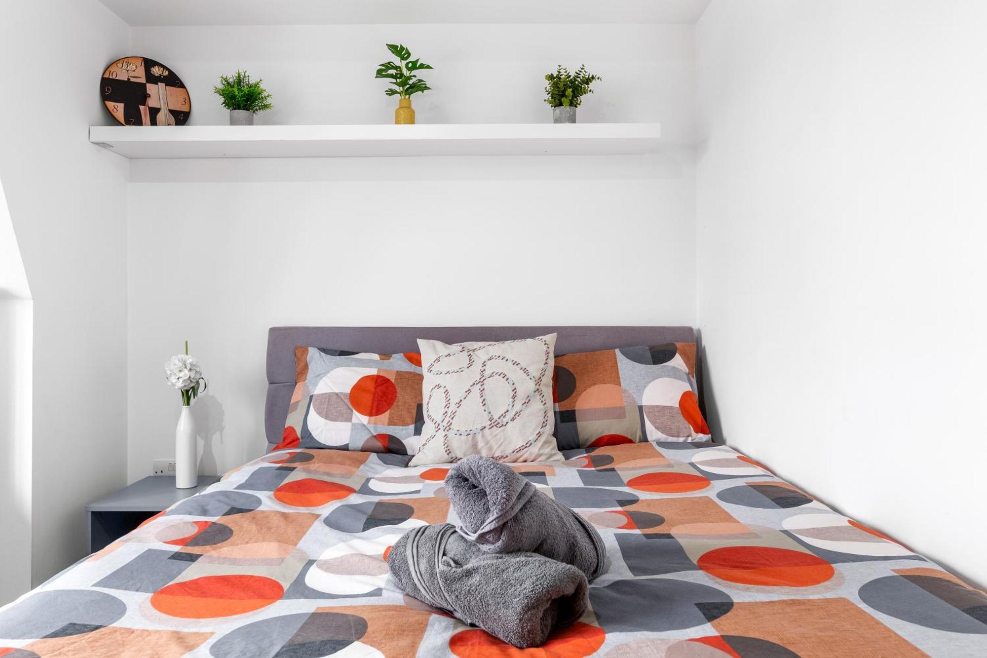 Central London Two Bedroom Serviced Apartment - Nine Elms Luxury Stay - Vauxhall & Westminster ภายนอก รูปภาพ