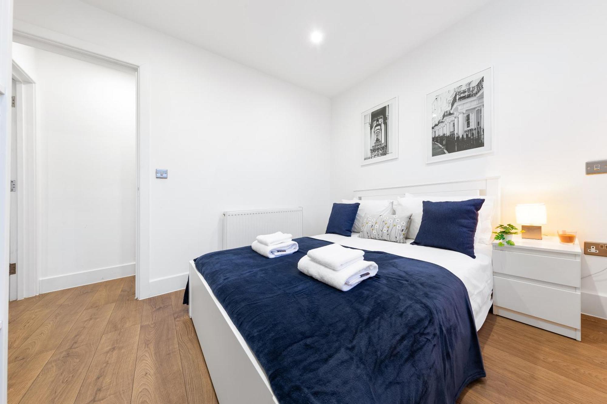 Central London Two Bedroom Serviced Apartment - Nine Elms Luxury Stay - Vauxhall & Westminster ภายนอก รูปภาพ